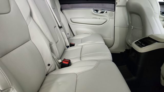 New 2026 Volvo XC90 T8 Ultra w/ Protection Package AWD/4WD image 36