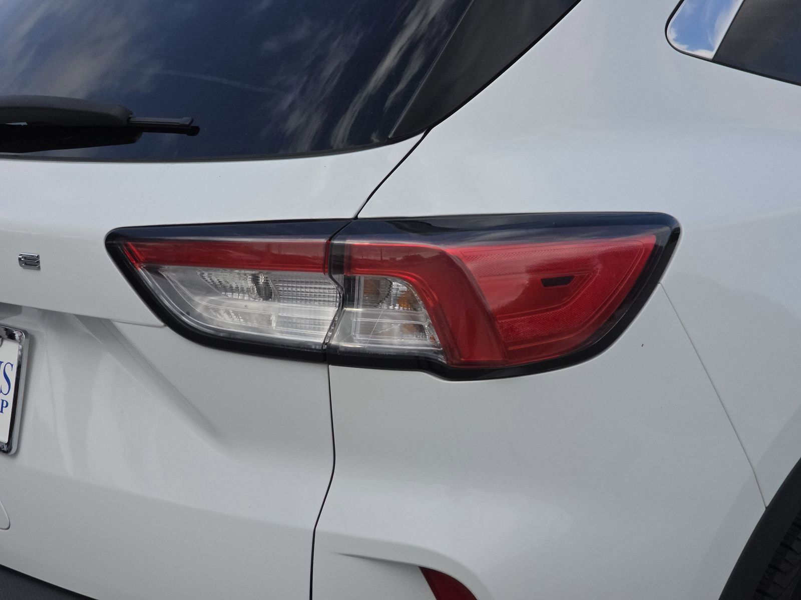 Used 2022 Ford Escape SEL image 7