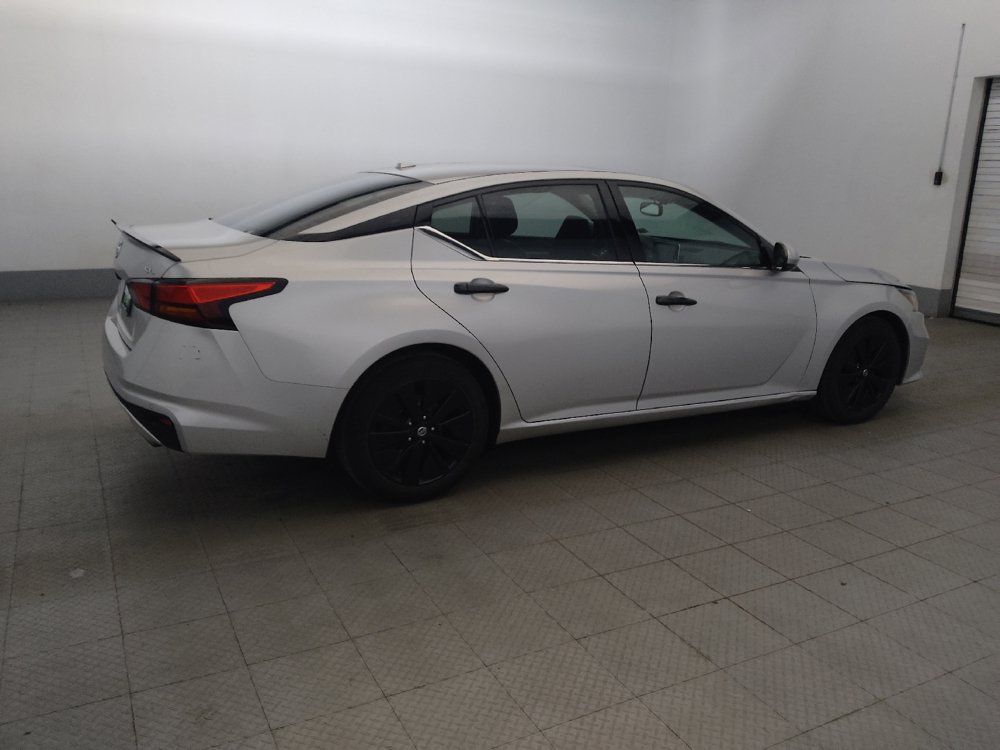 Used 2020 Nissan Altima 2.5 SL FWD image 10