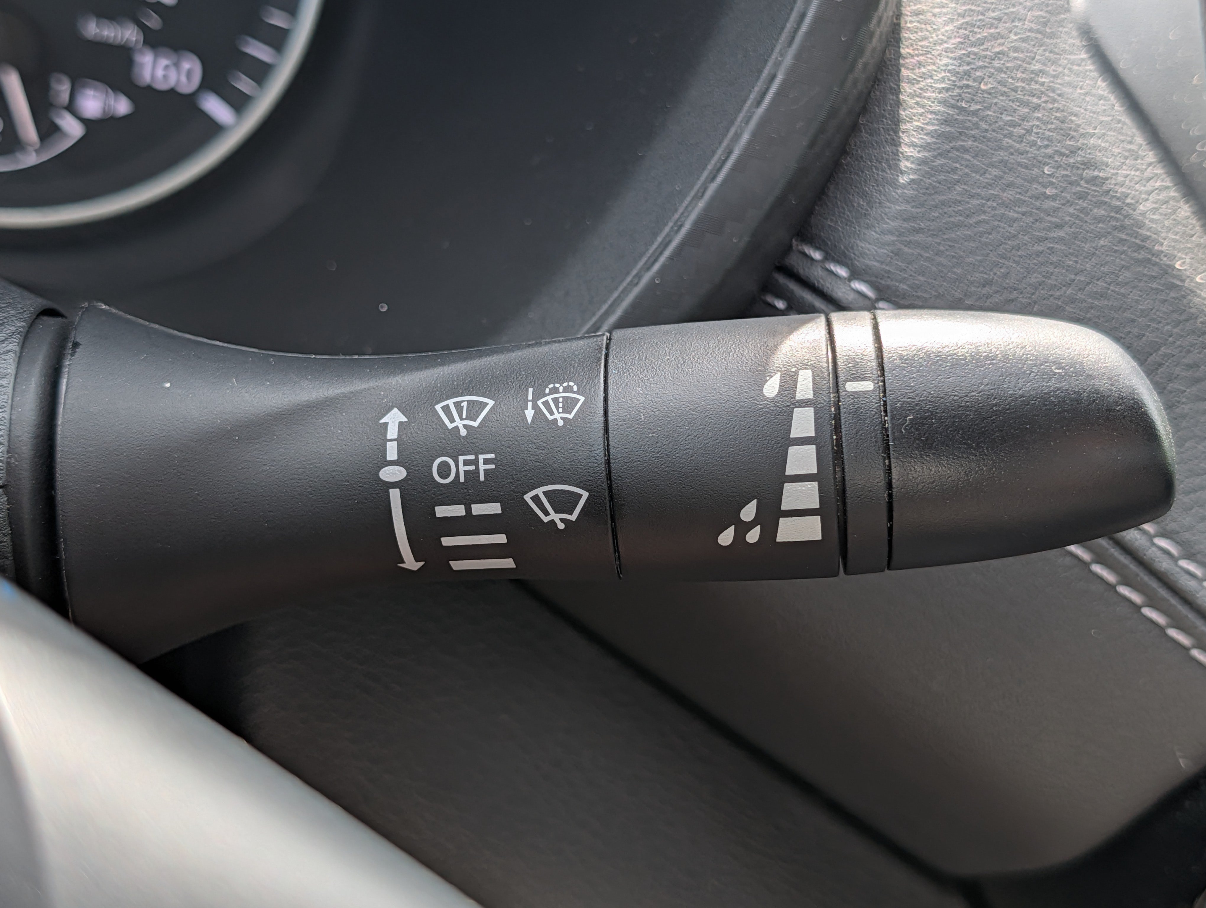Used 2024 Nissan Sentra SV FWD image 30