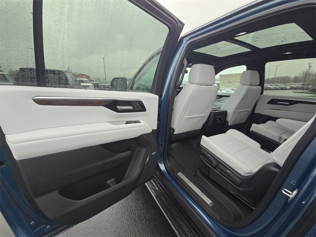 New 2025 Chevrolet Suburban Premier w/ Sun And Tow Package image 12