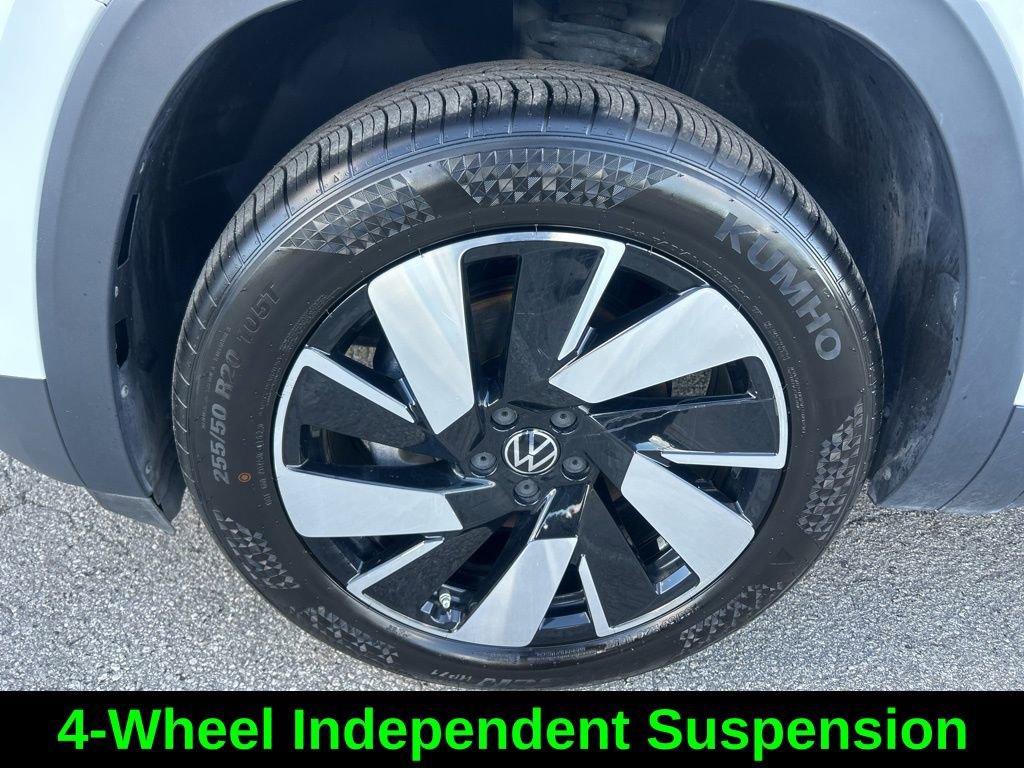 Used 2024 Volkswagen Atlas Cross Sport SE image 18