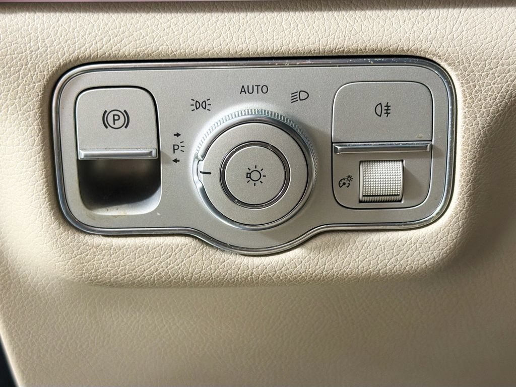 Used 2021 Mercedes-Benz GLE 350 image 10