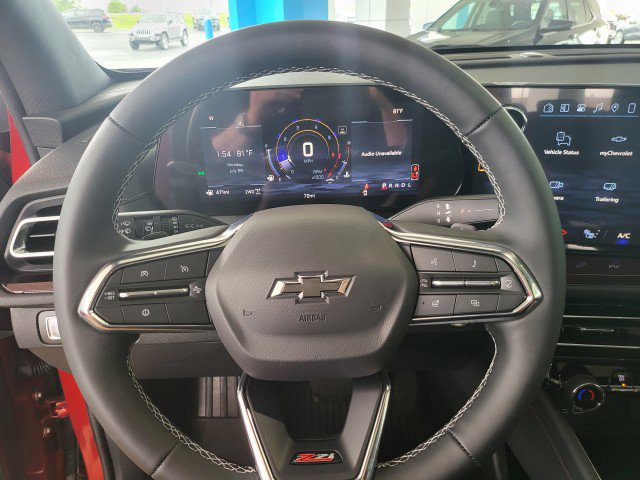 New 2026 Chevrolet Traverse Z71 w/ Driver Confidence Package image 16