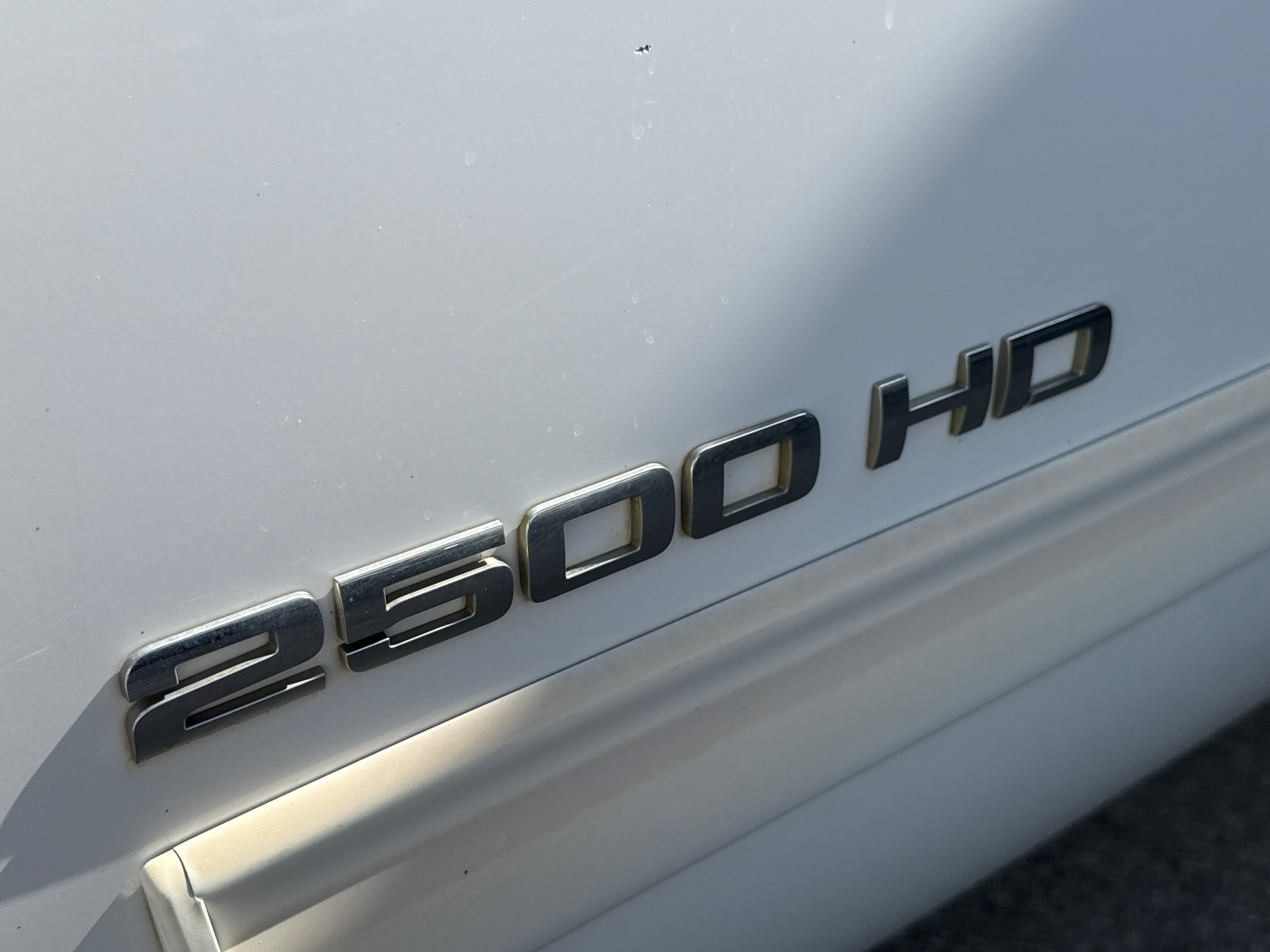 Used 2011 Chevrolet Silverado 2500 LT w/ Interior Plus Package AWD/4WD image 6