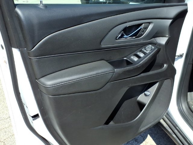 Used 2023 Chevrolet Traverse LT AWD/4WD image 21