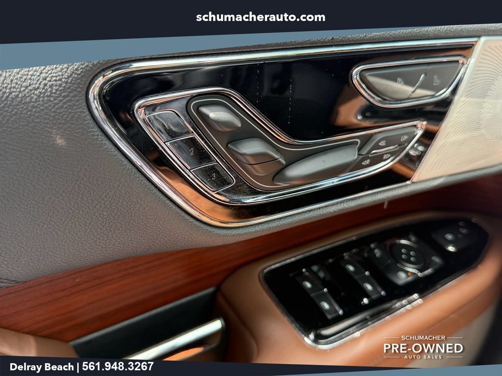 Used 2022 Lincoln Navigator L Reserve RWD image 24