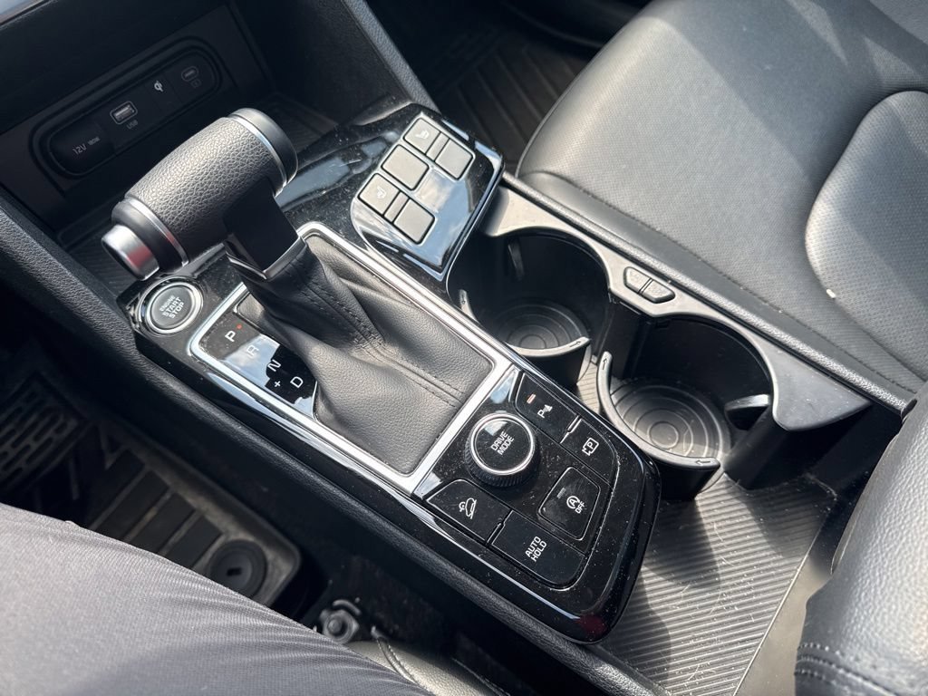 Used 2025 Kia Sportage EX w/ Premium Package FWD image 23