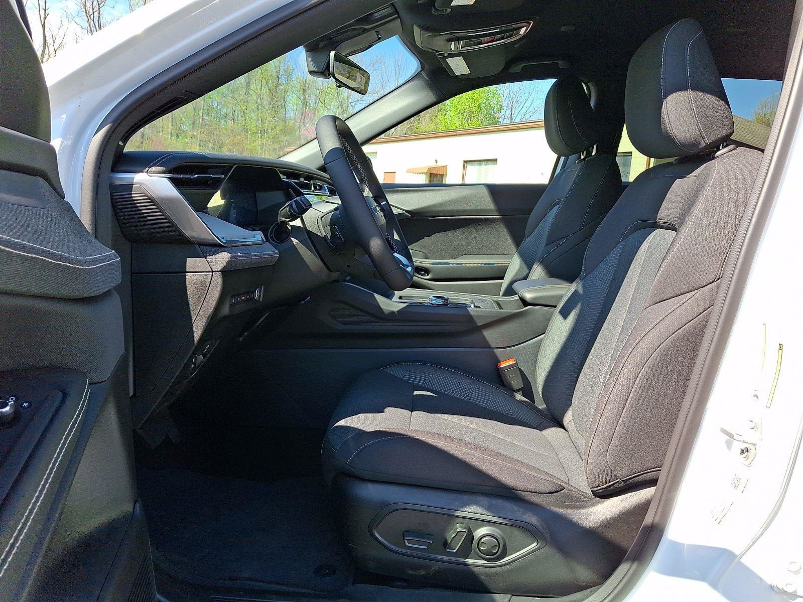 New 2026 Jeep Cherokee Laredo AWD/4WD image 11