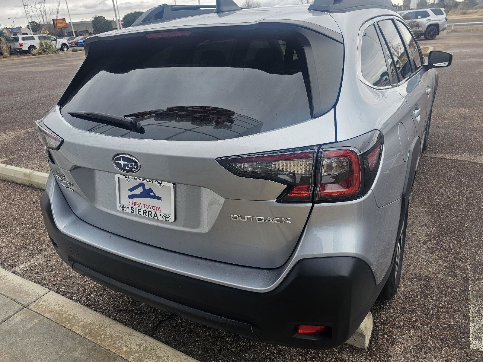 Used 2024 Subaru Outback Premium image 11