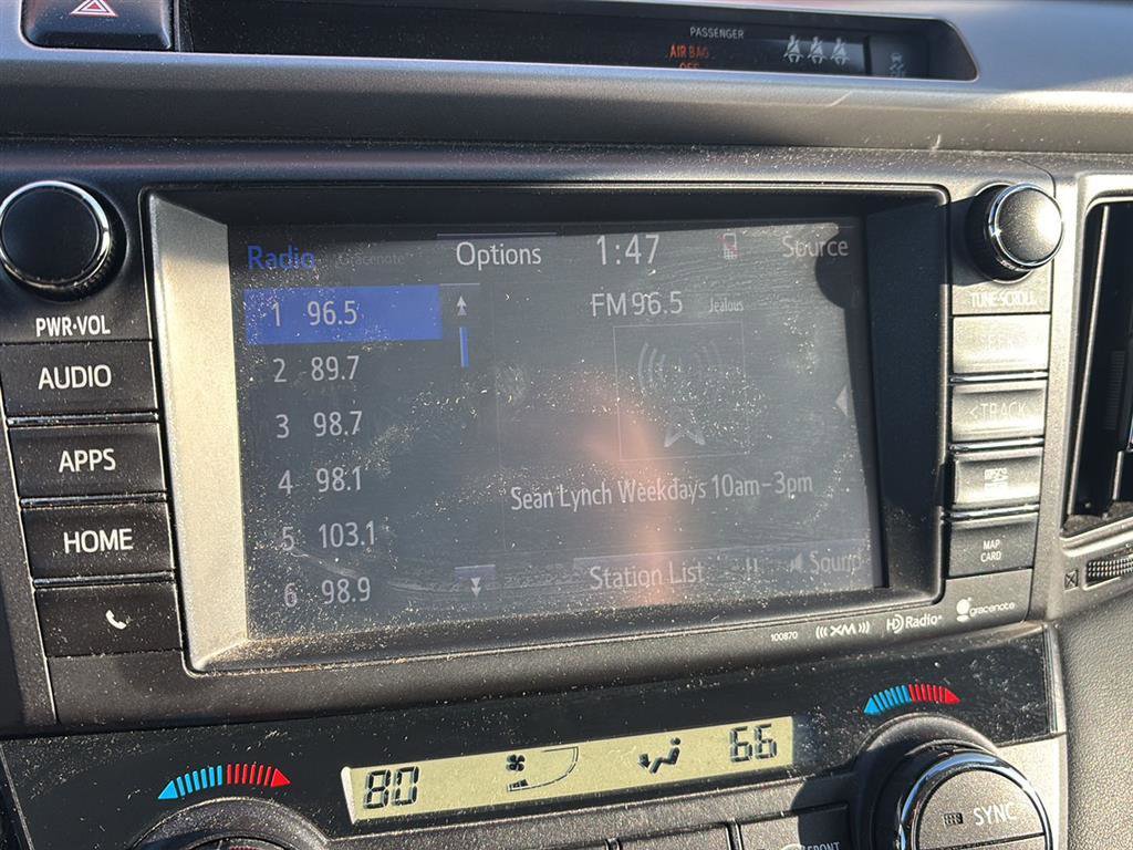 Used 2018 Toyota RAV4 XLE image 8