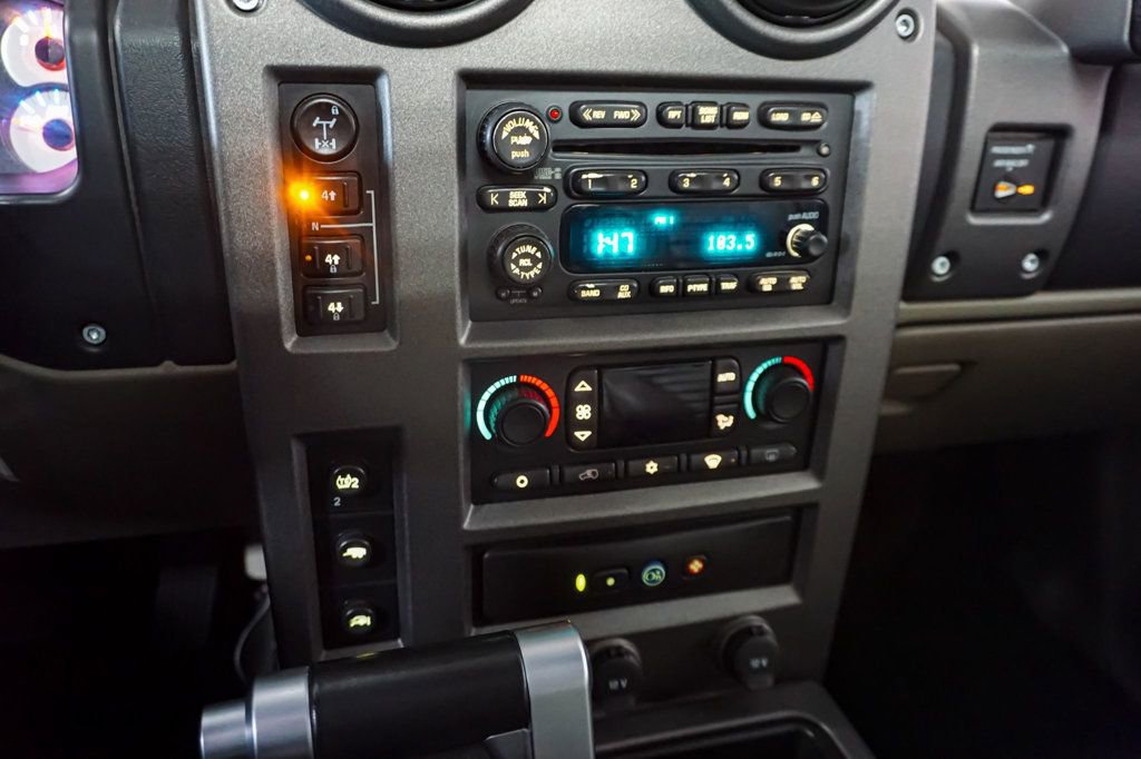 Used 2004 HUMMER H2 AWD/4WD image 11