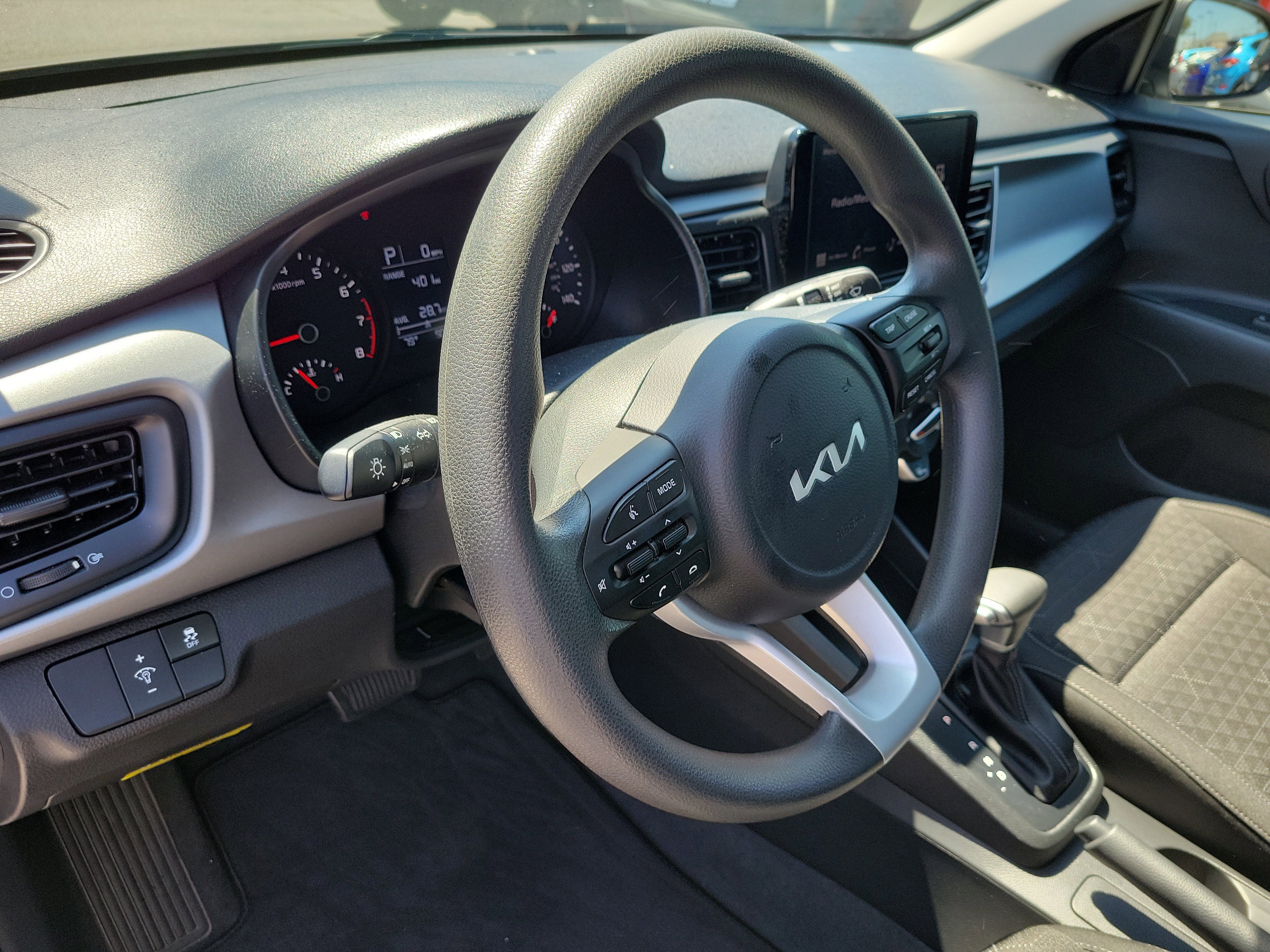 Used 2023 Kia Rio S image 17