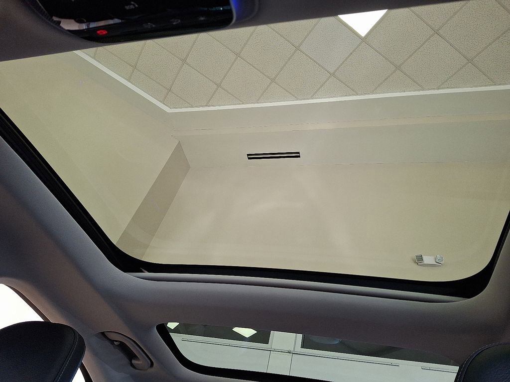 Used 2024 Mercedes-Benz E 350 4MATIC Sedan image 14