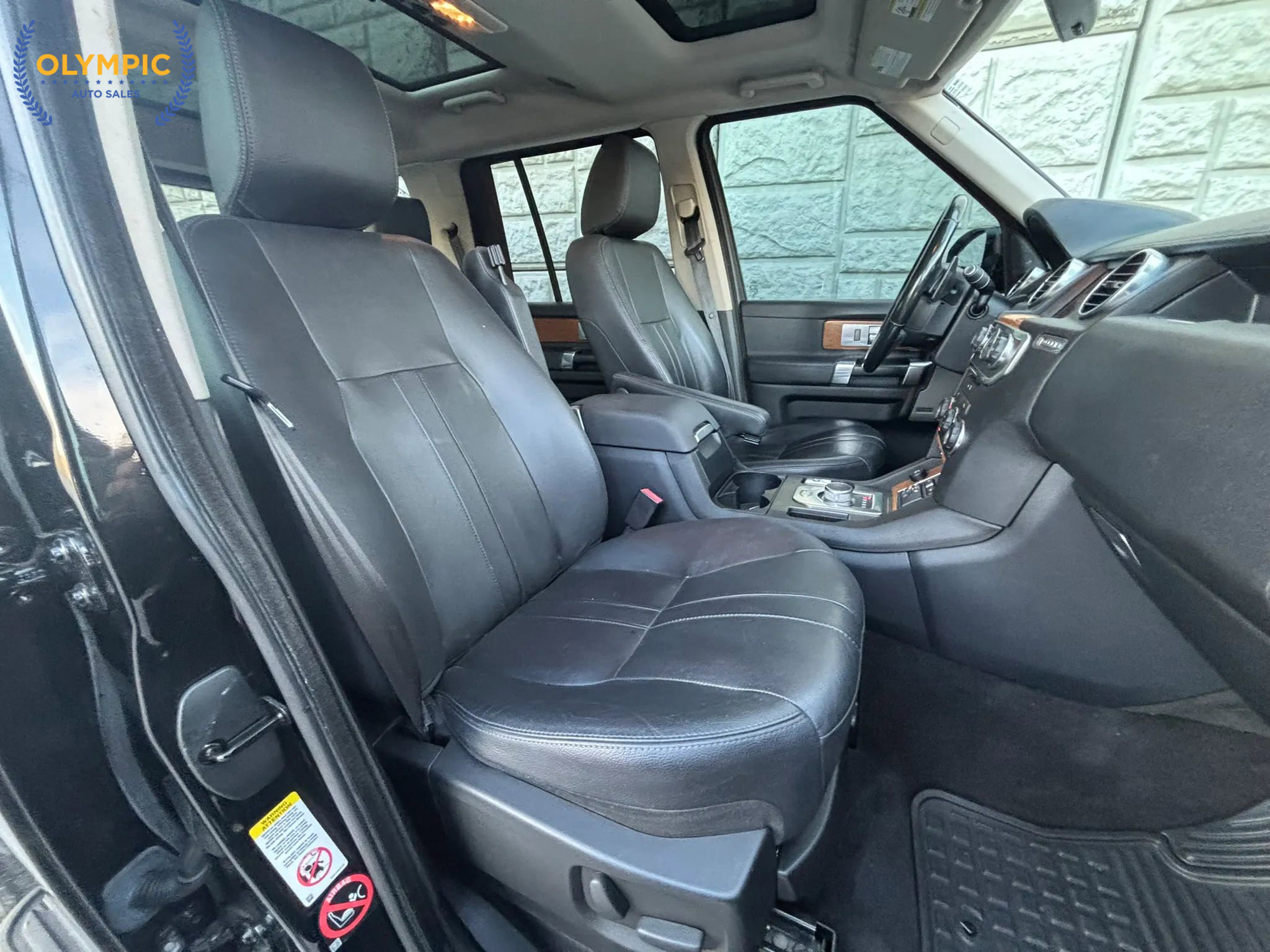 Used 2016 Land Rover LR4 HSE image 38