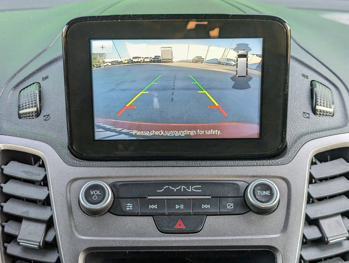 Used 2022 Ford Transit Connect XLT image 24