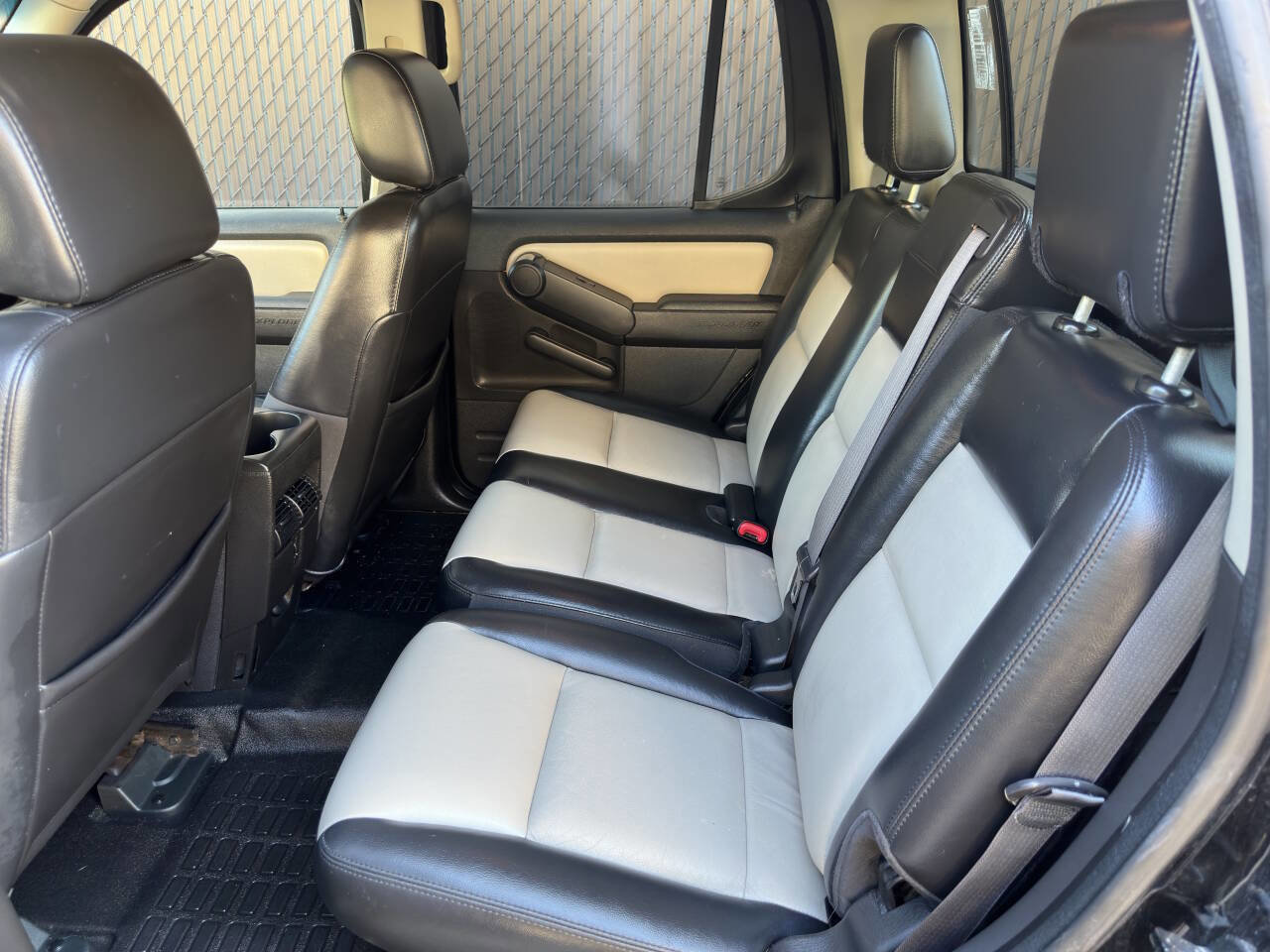 Used 2007 Ford Explorer Sport Trac Limited image 14