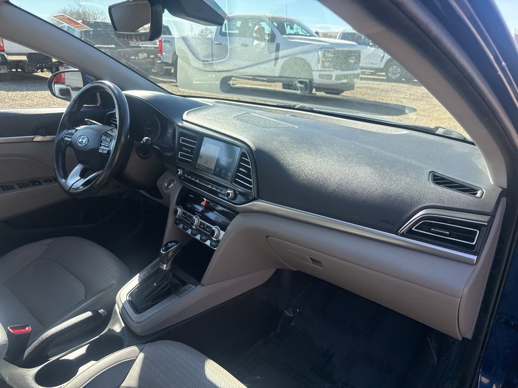 Used 2020 Hyundai Elantra Limited w/ Ultimate Package 03 image 40