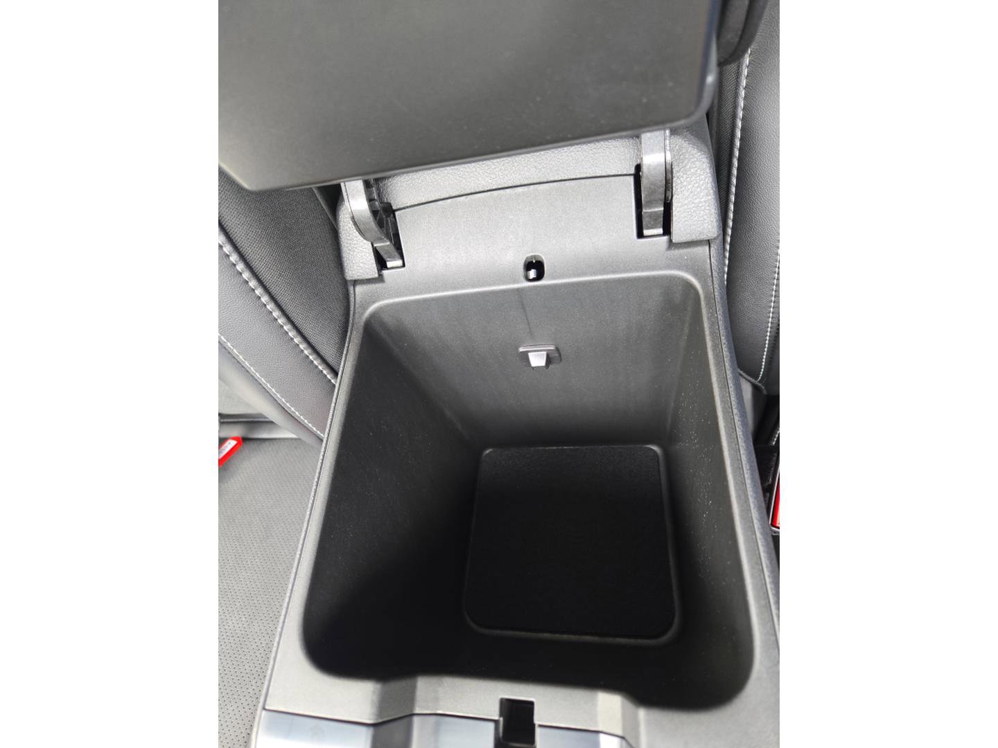 New 2025 Jeep Grand Cherokee L Altitude image 27