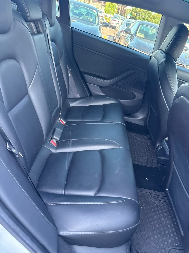 Used 2019 Tesla Model 3 Mid Range RWD image 12