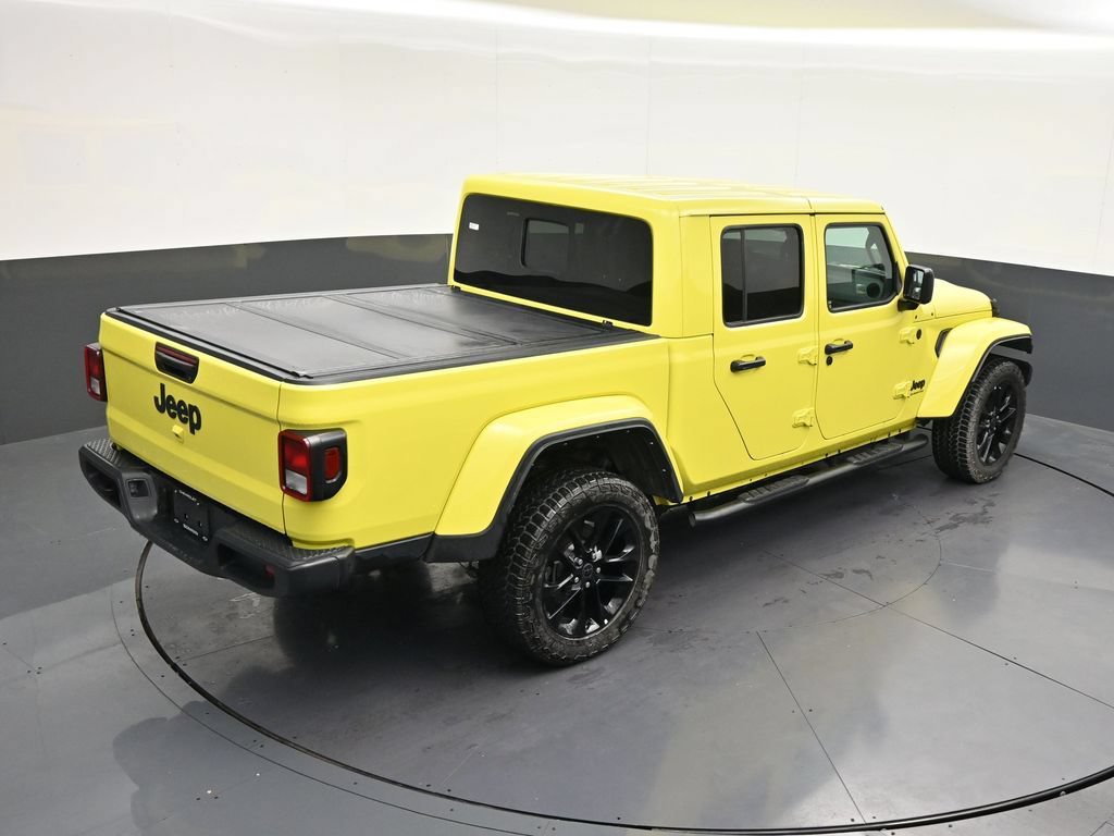 Used 2024 Jeep Gladiator Sport AWD/4WD image 19