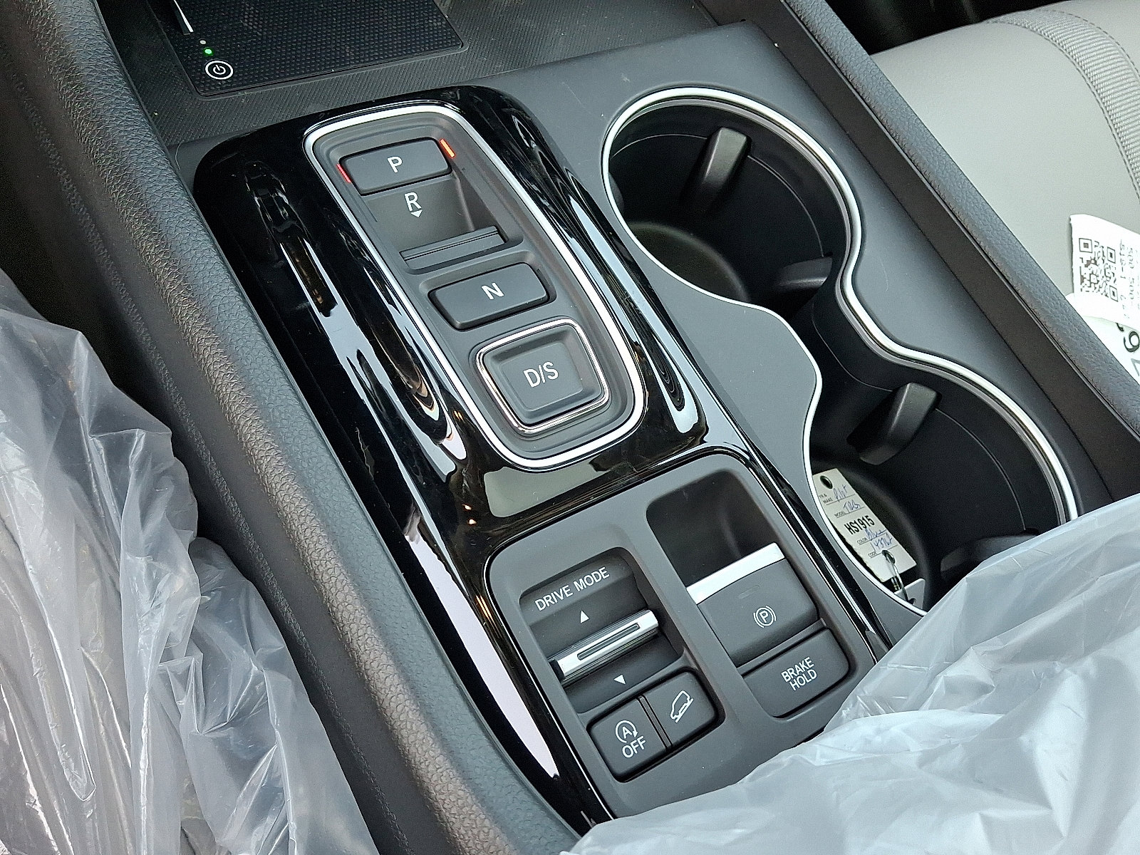 New 2025 Honda Pilot Touring image 7