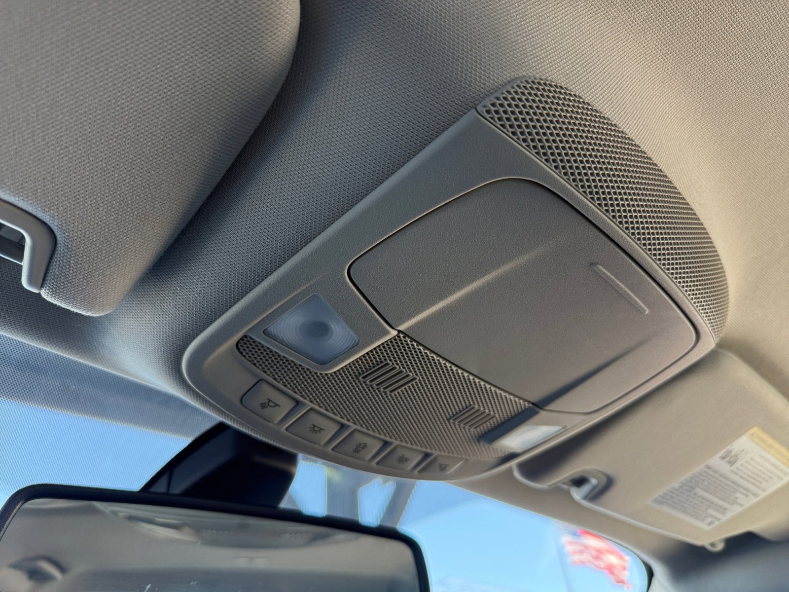 Used 2019 Ford Fusion SE FWD image 19