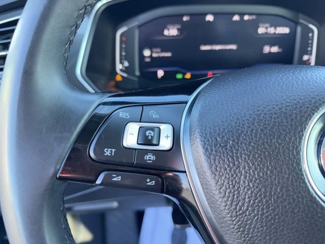Used 2020 Volkswagen Tiguan SEL image 16