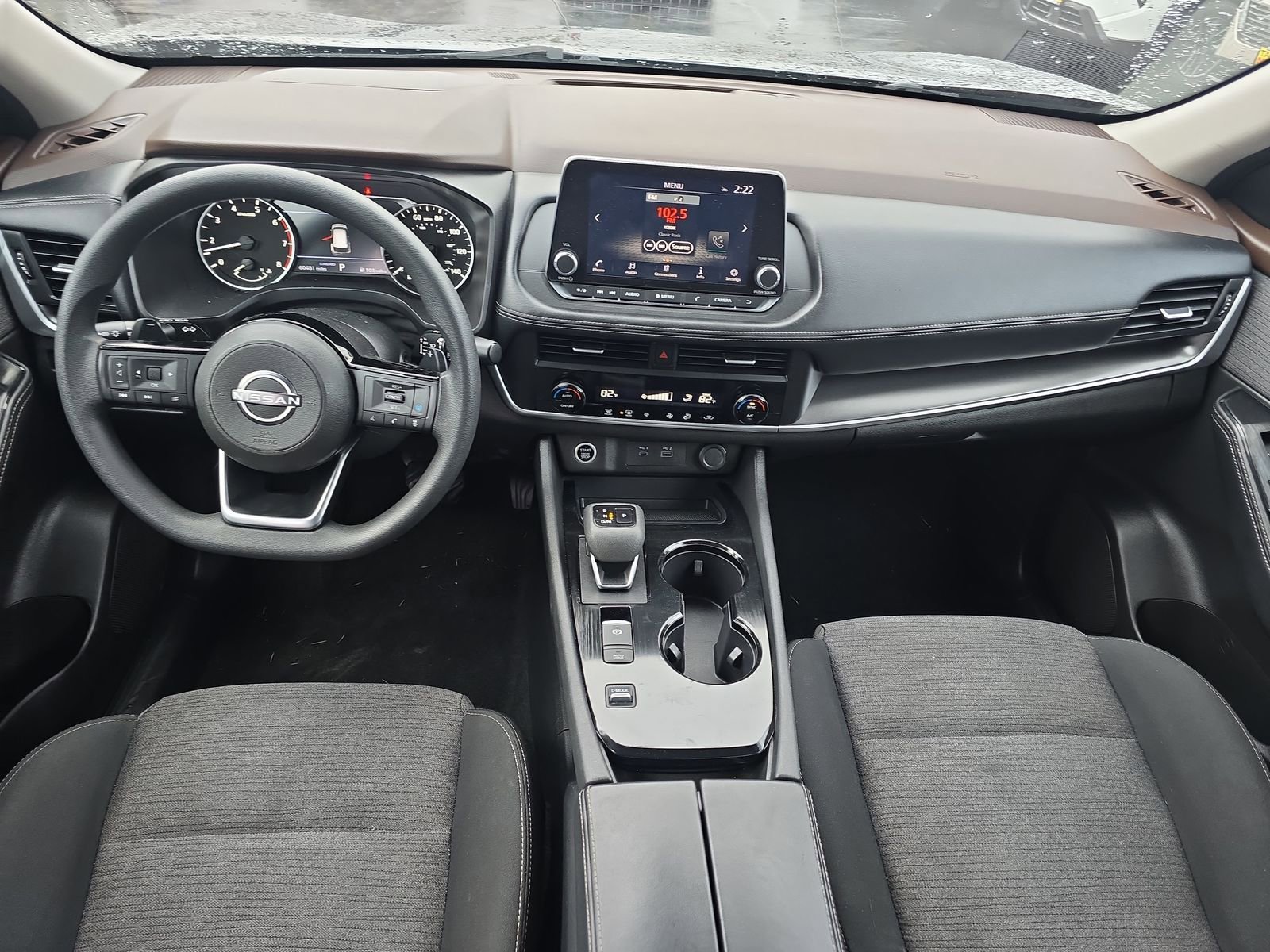 Used 2023 Nissan Rogue SV image 25