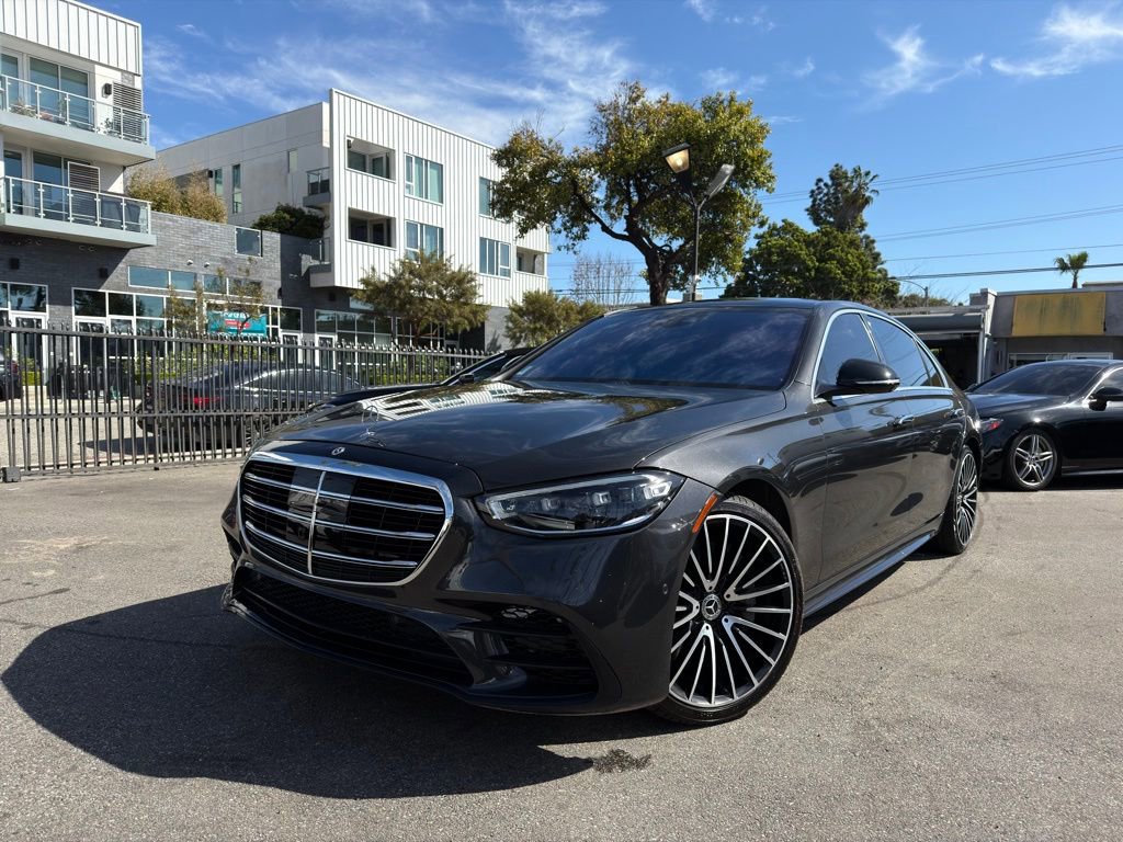 Used 2022 Mercedes-Benz S 500 4MATIC w/ AMG Line Package image 1