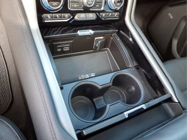 Used 2021 GMC Yukon Denali w/ Denali Premium Package image 29