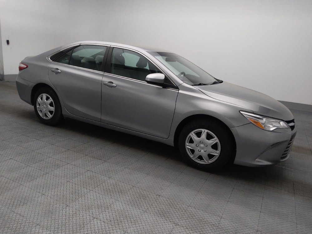 Used 2016 Toyota Camry LE FWD image 11