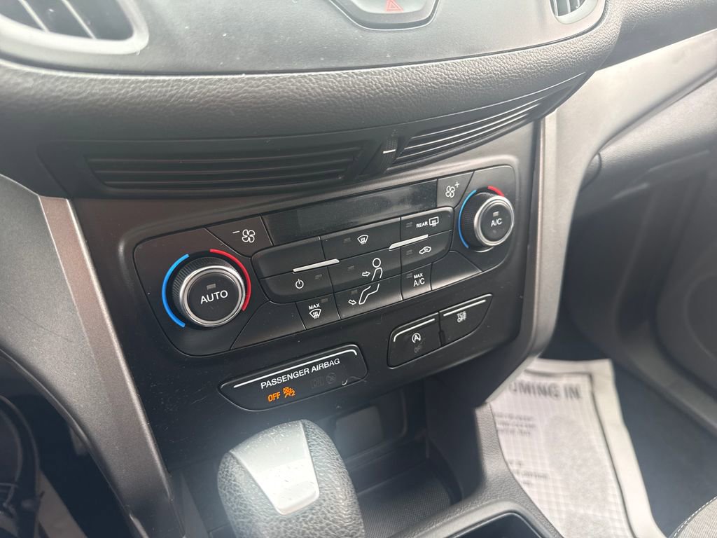 Used 2017 Ford Escape SE FWD image 33