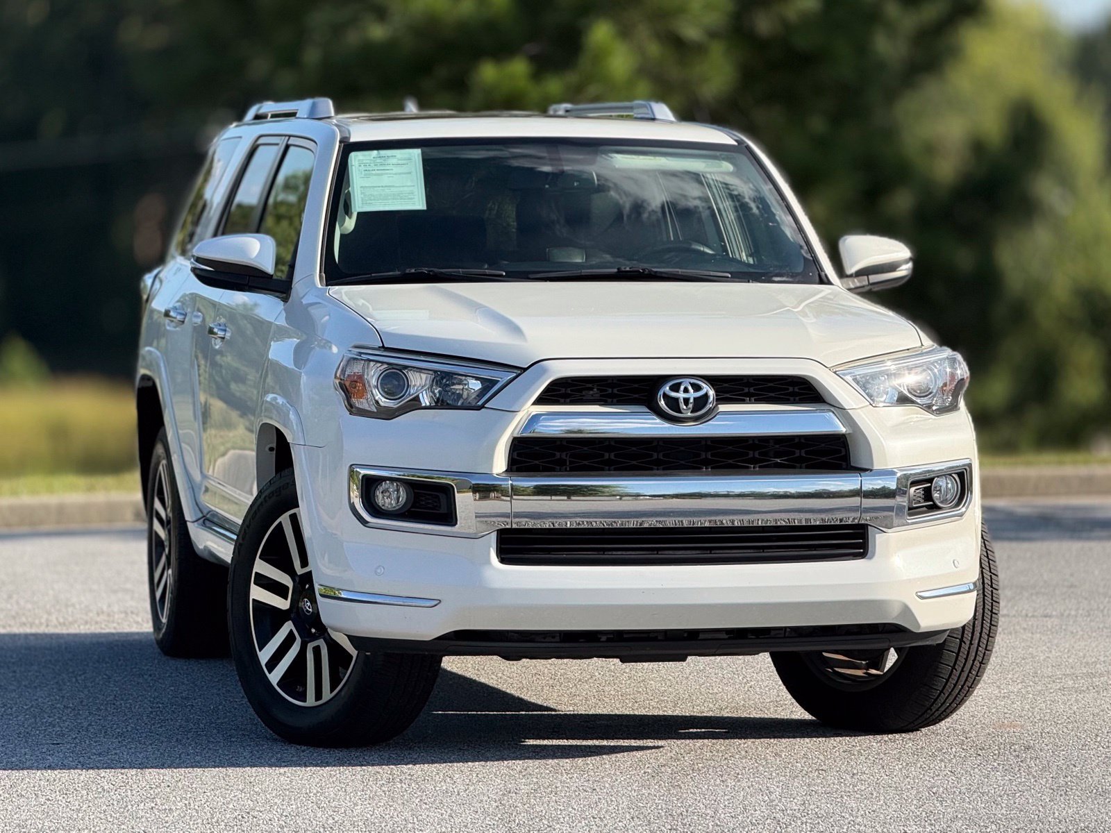 Used 2019 Toyota 4Runner Limited AWD/4WD image 3