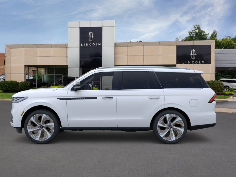 New 2026 Lincoln Navigator Black Label image 4