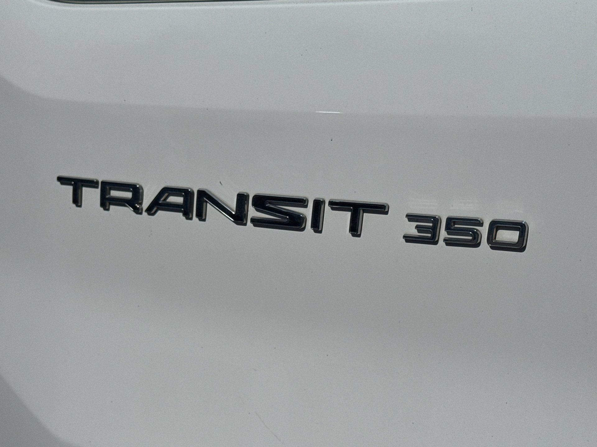 Used 2019 Ford Transit 350 XLT RWD image 11