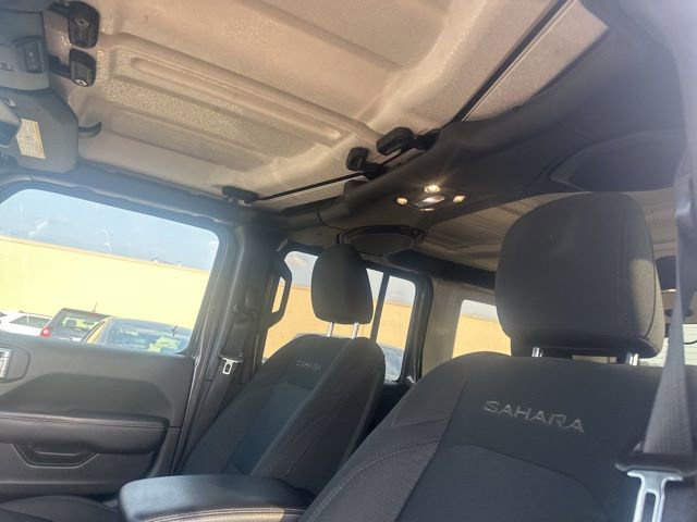 Used 2019 Jeep Wrangler Unlimited Sahara image 7