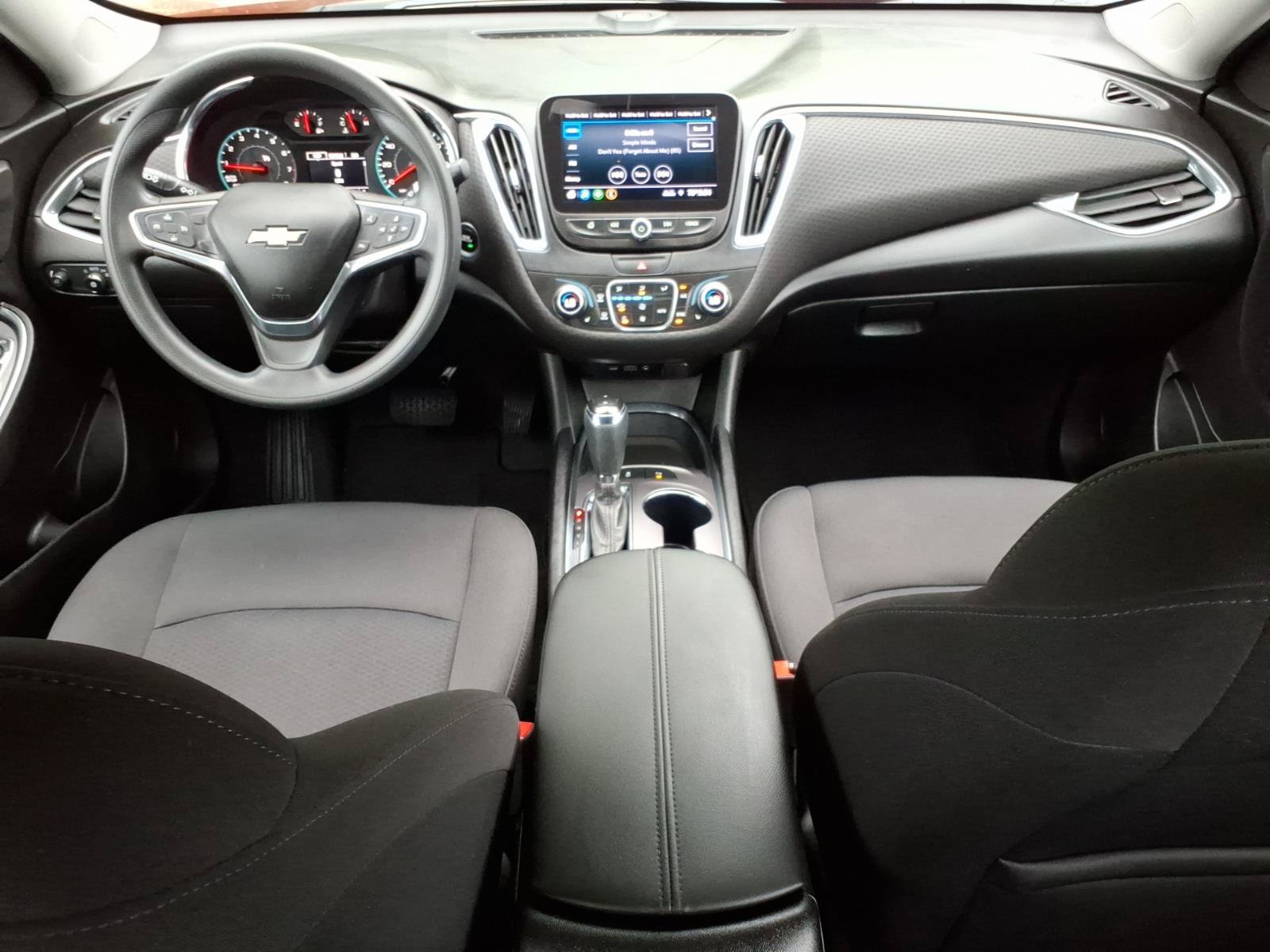 Certified 2019 Chevrolet Malibu LT w/ Driver Confidence Package FWD image 10