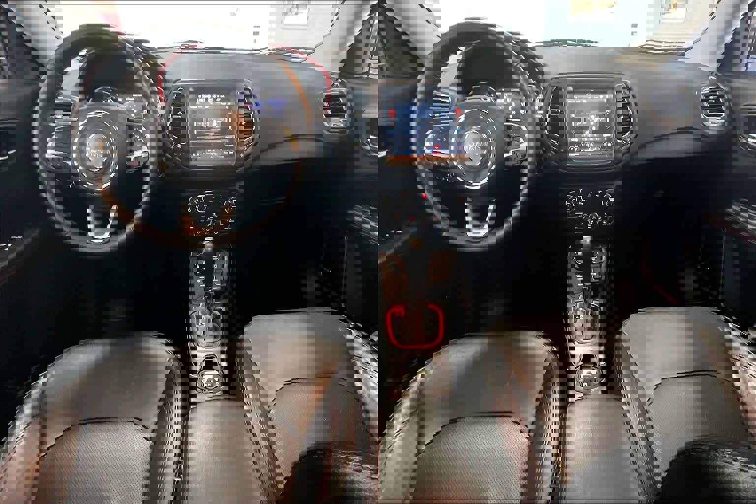 Used 2017 Jeep Compass Trailhawk w/ Leather Interior Group image 9