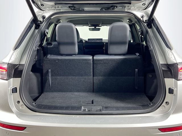 Used 2025 Mitsubishi Outlander SE image 26