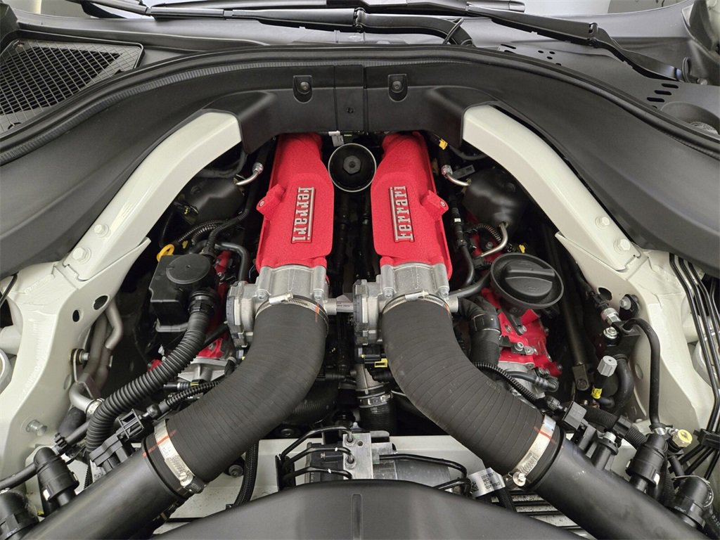 Used 2023 Ferrari Roma image 29