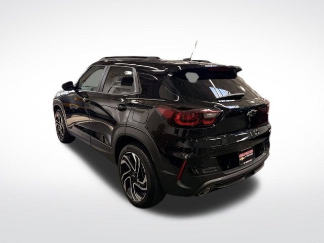 Used 2025 Chevrolet TrailBlazer RS w/ Convenience Package AWD/4WD image 5
