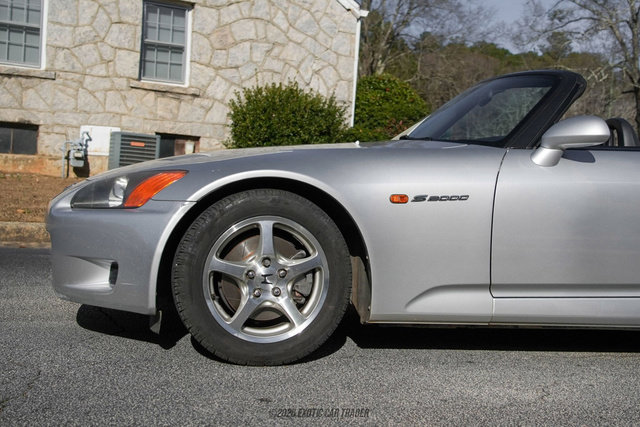 Used 2002 Honda S2000 image 2