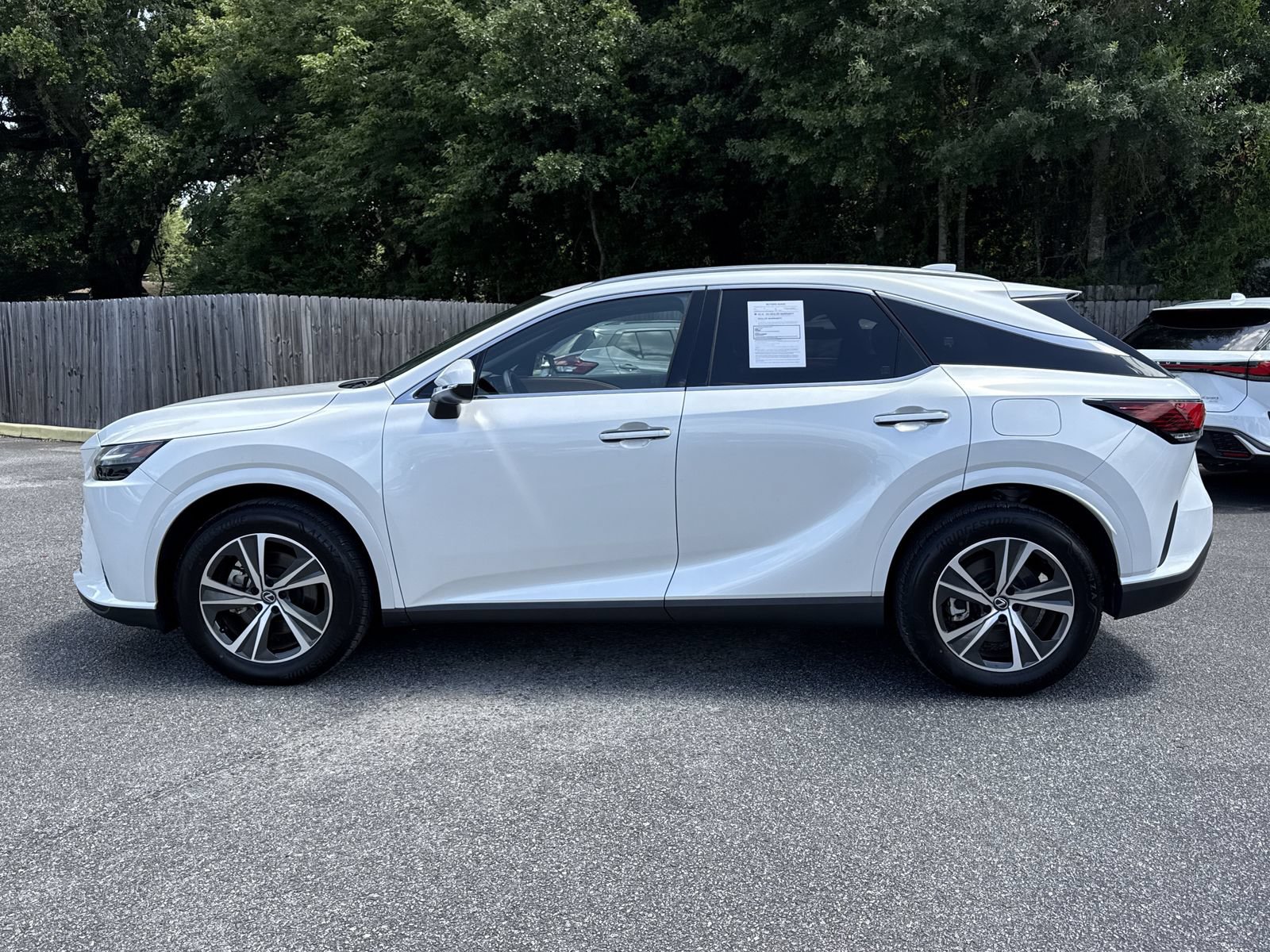 Used 2023 Lexus RX 350 Premium w/ Accessory Package (Z1) FWD image 2