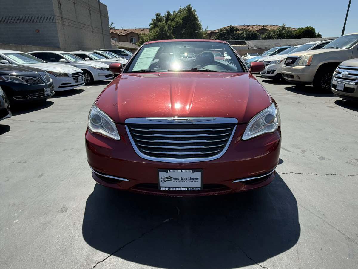 Used 2011 Chrysler 200 Touring w/ Cold Weather Group FWD image 9