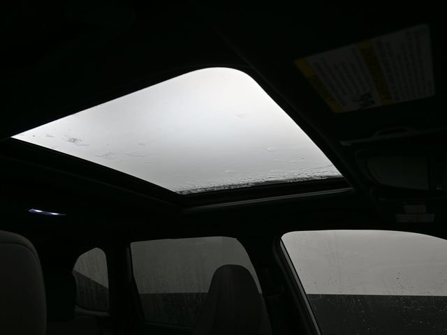 Used 2025 Subaru Forester Premium image 10