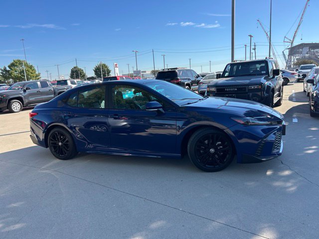 Used 2025 Toyota Camry SE w/ Multimedia Upgrade Package FWD image 2