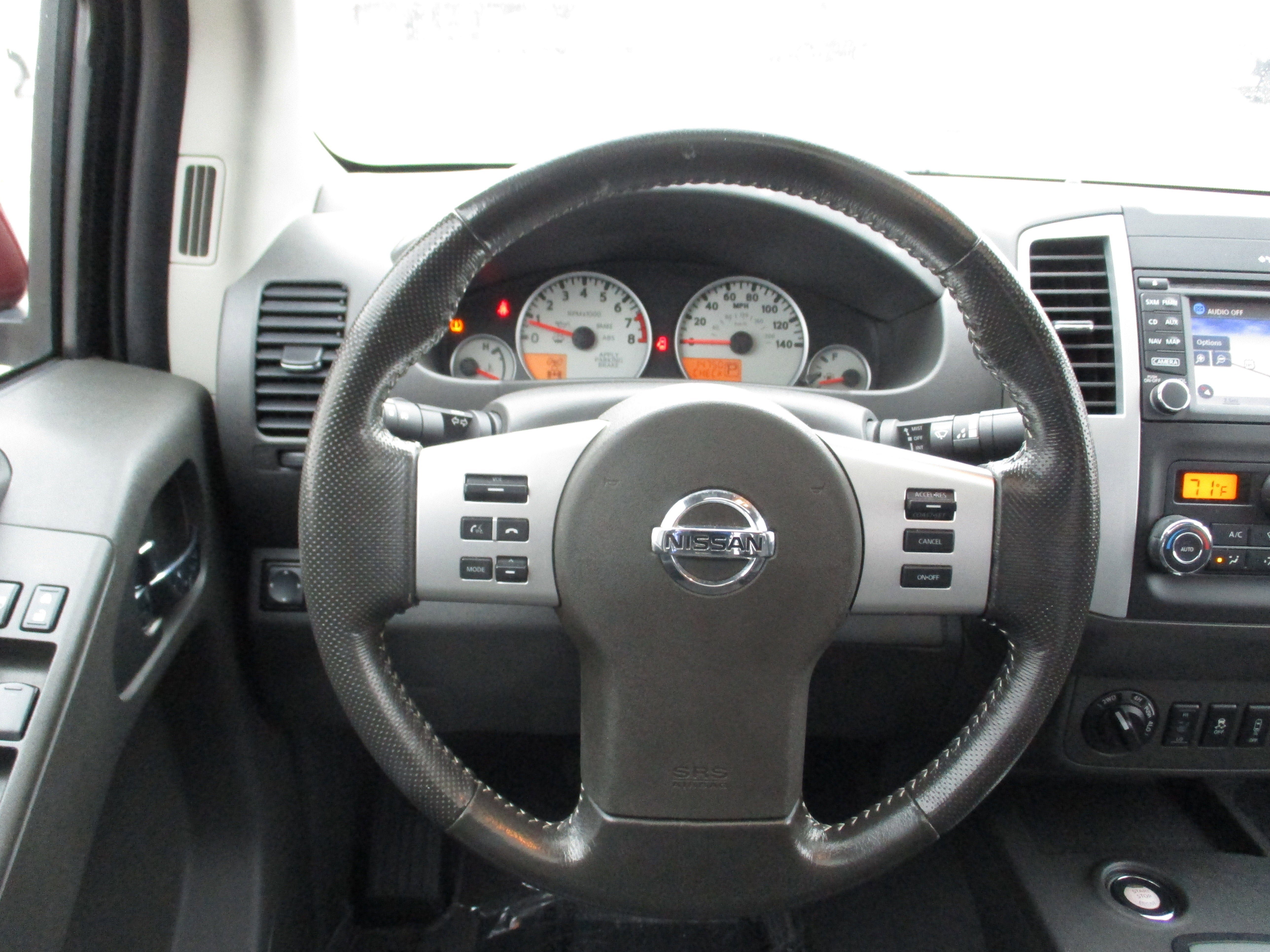 Used 2020 Nissan Frontier PRO-4X AWD/4WD image 31