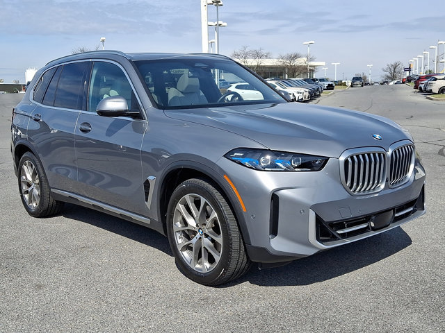 Certified 2024 BMW X5 xDrive40i w/ Premium Package image 1