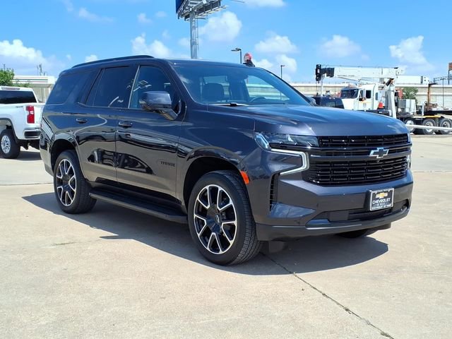 Used 2024 Chevrolet Tahoe RST w/ Luxury Package AWD/4WD image 3
